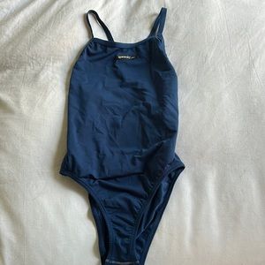 Speedo onepiece bathing suit